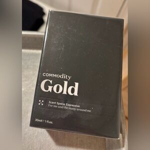 Commodity Gold Eau de Parfum – Black
